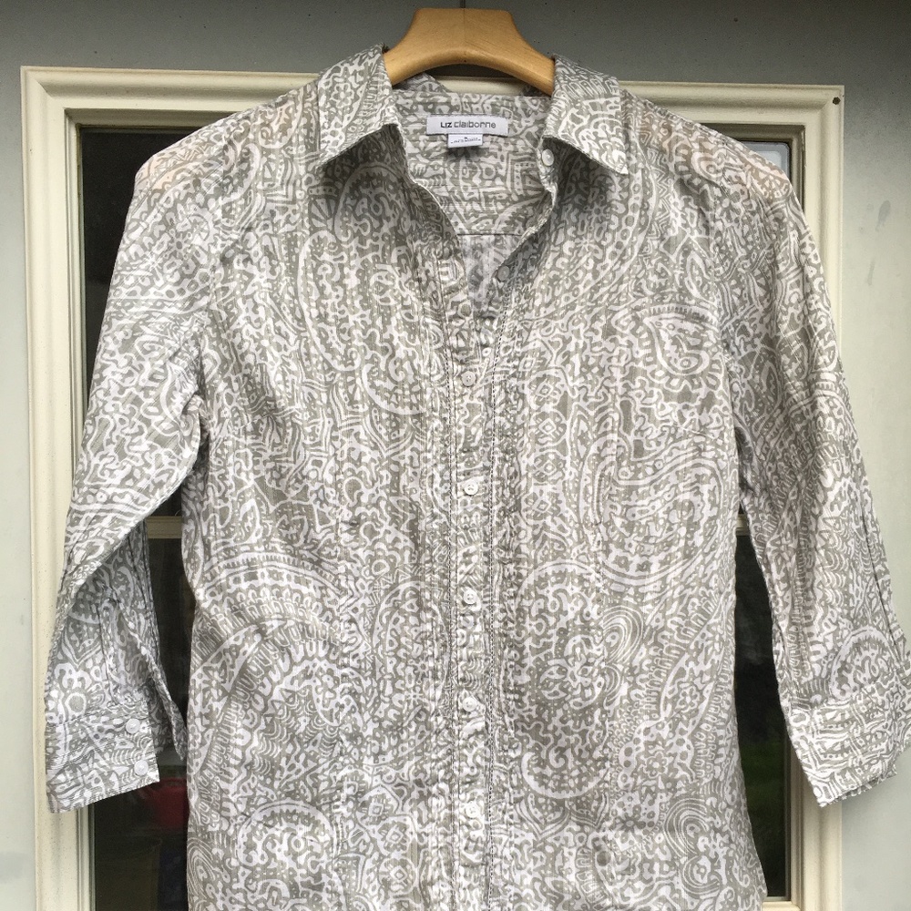 Liz Claiborne Grey Paisley Button Down Shirt Sz S
